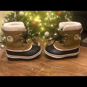Sorel Toddler Size 9 Snow Boots